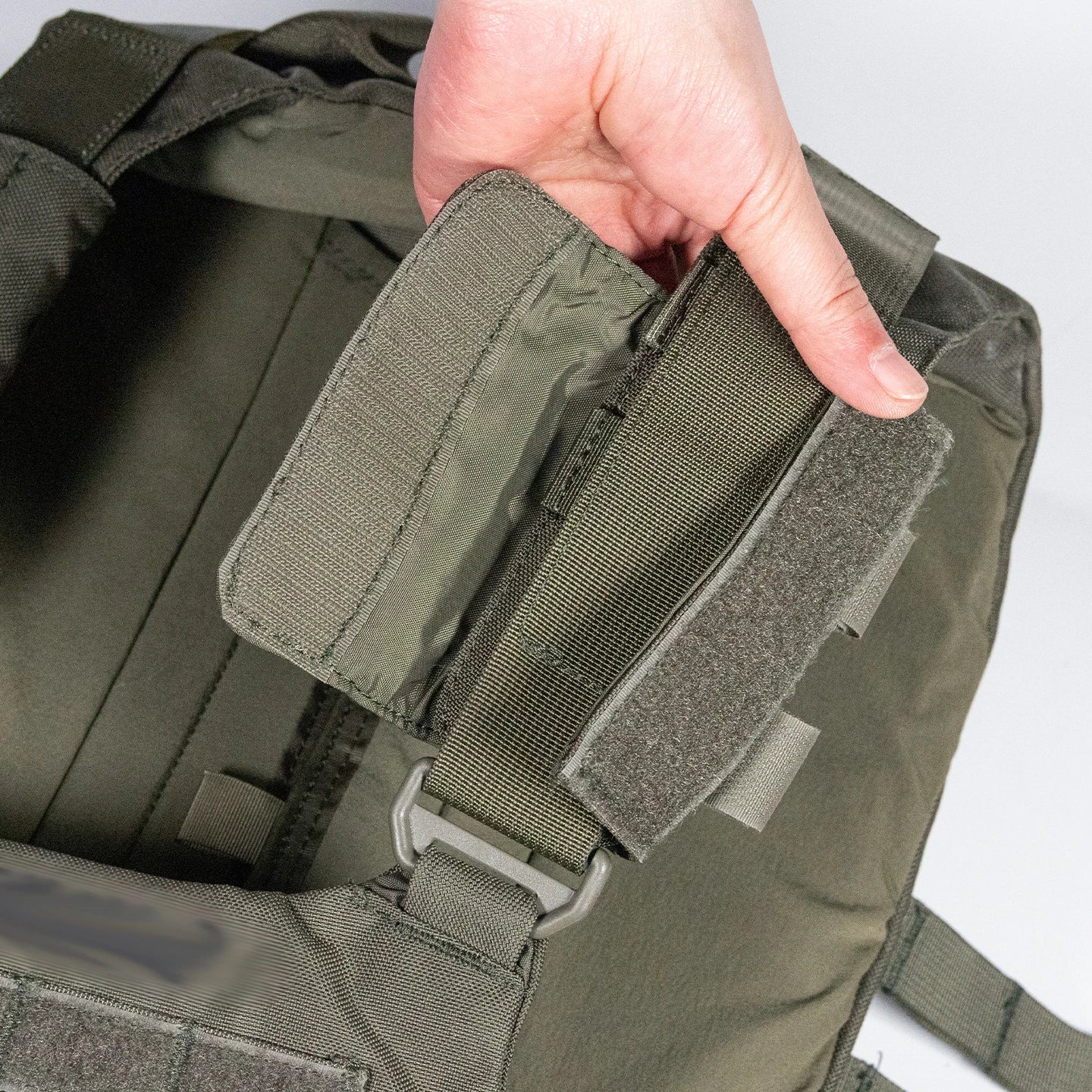1000D IR Flame Resistant Tactical Plate Carrier Vest – Quick Release MOLLE Compatible