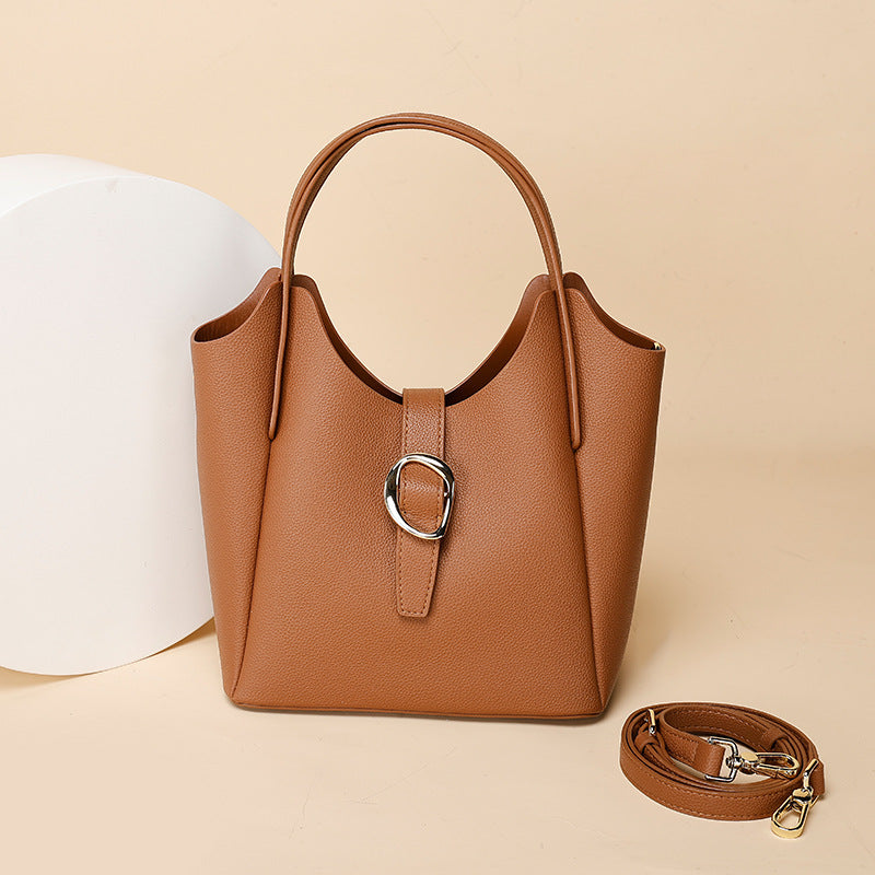 women`s niche  versatile shoulder bag
